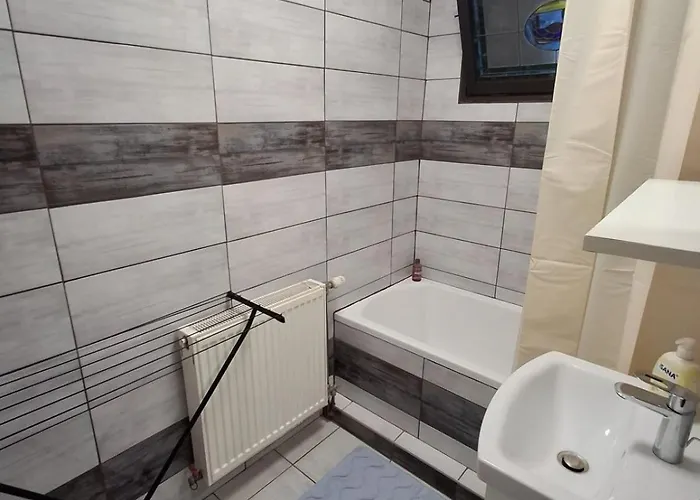 Faludi Vendeghaz بيت للعطل *